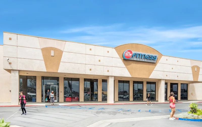 24 Hour Fitness