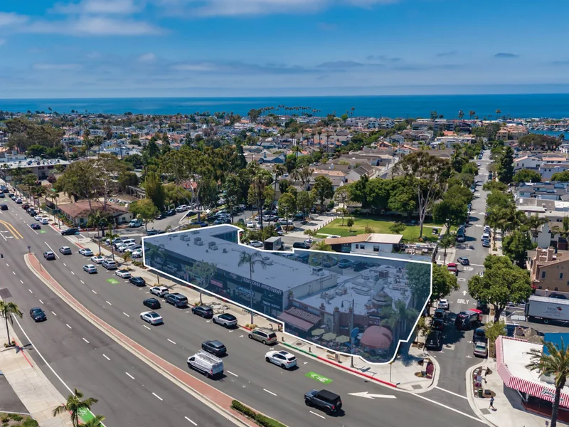 2515 E. Coast Highway