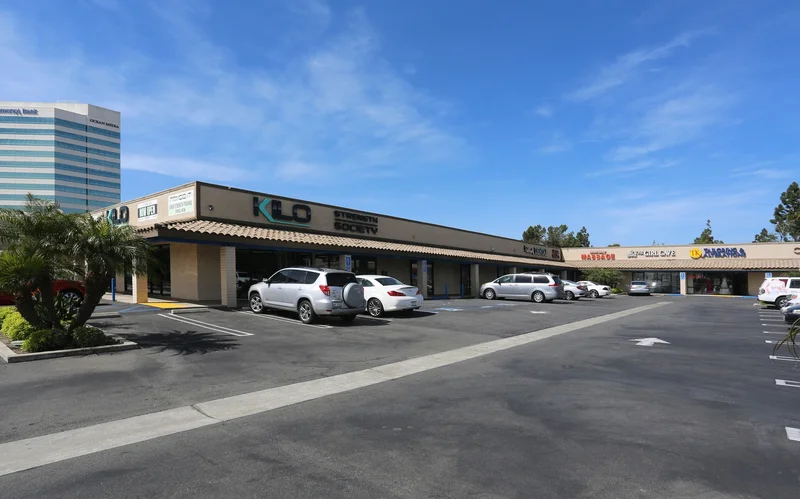 16889-16929 Beach Blvd