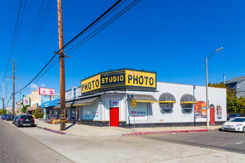 140-144 Lincoln Blvd